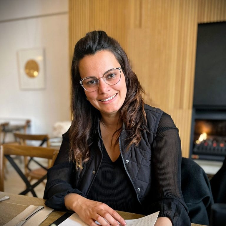Claire Savory, WSET Level 2 qualified Wine Guide at Queenstown Wine Trail